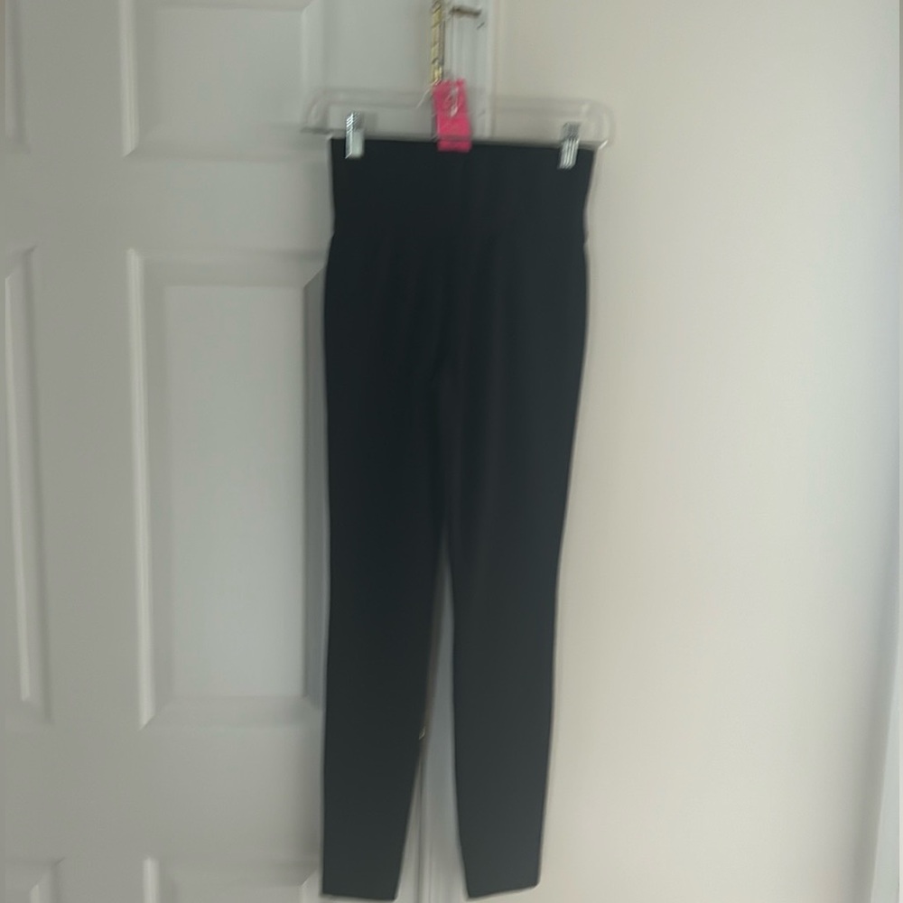 Lilly Pulitzer, high-rise black leggings